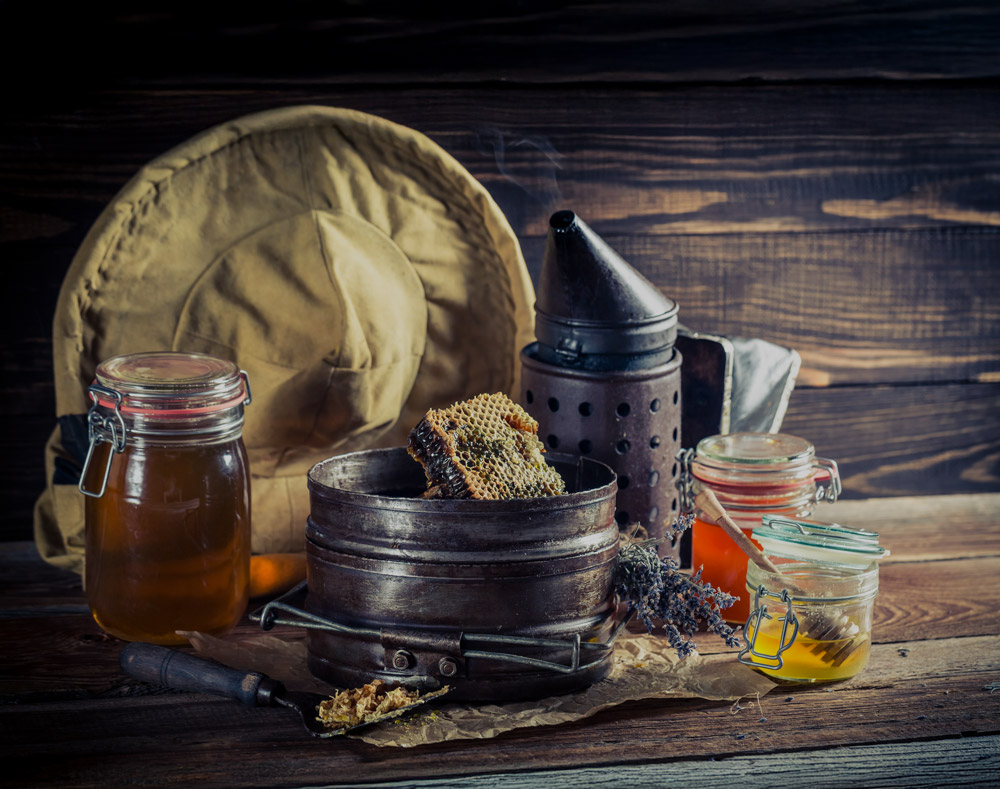 2-home-material-apicultura-darker